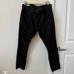 Levi’s 512 Premium Slim Taper Jeans Men’s W33 L30 (Black)